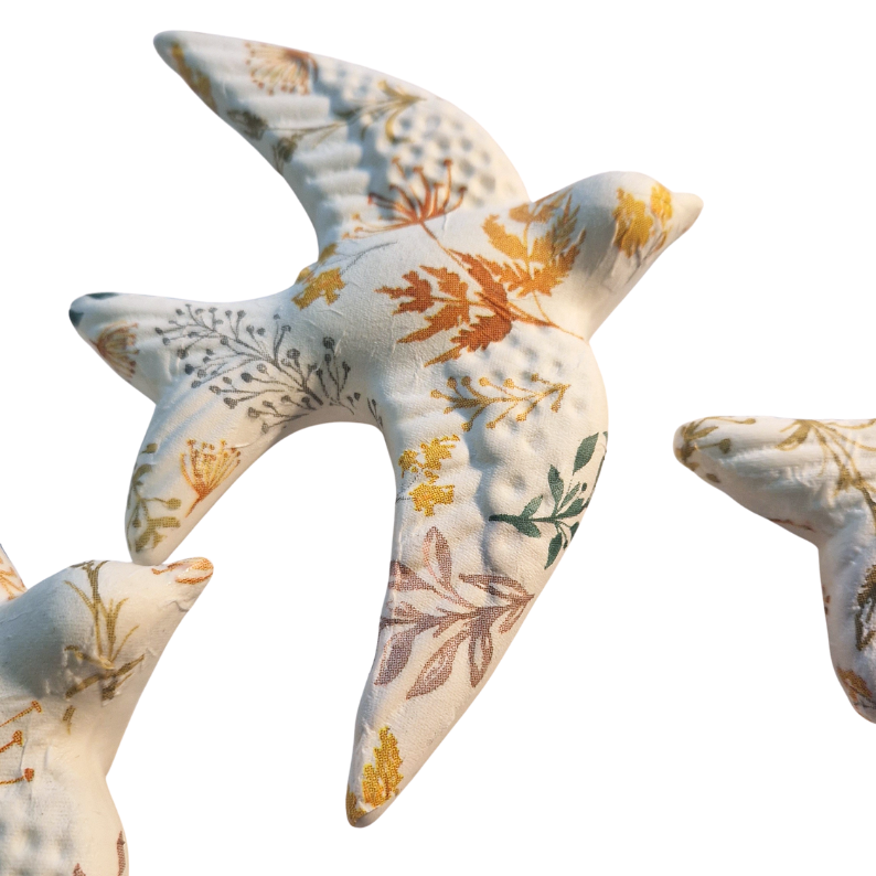 Conjunto de 3 Andorinhas de Cerâmica